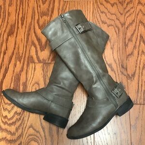 Brash brand Gray knee boots - size 6